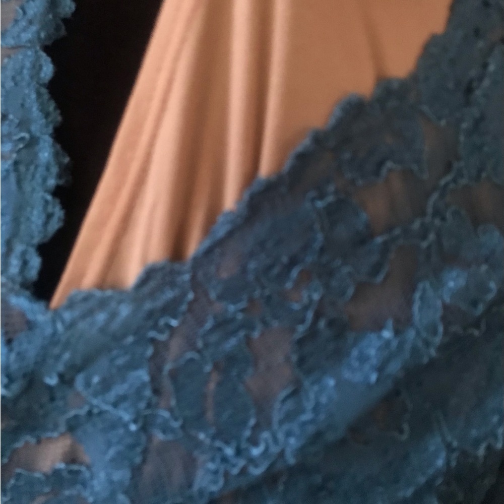 Karen Kane lace dress size XL - Picture 6 of 6